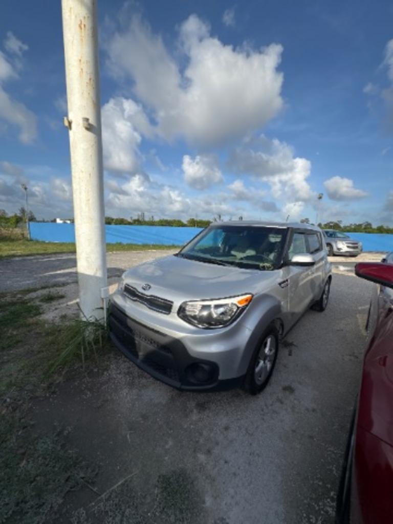 2019 Kia Soul 1.6L Base 6 A/T's photo