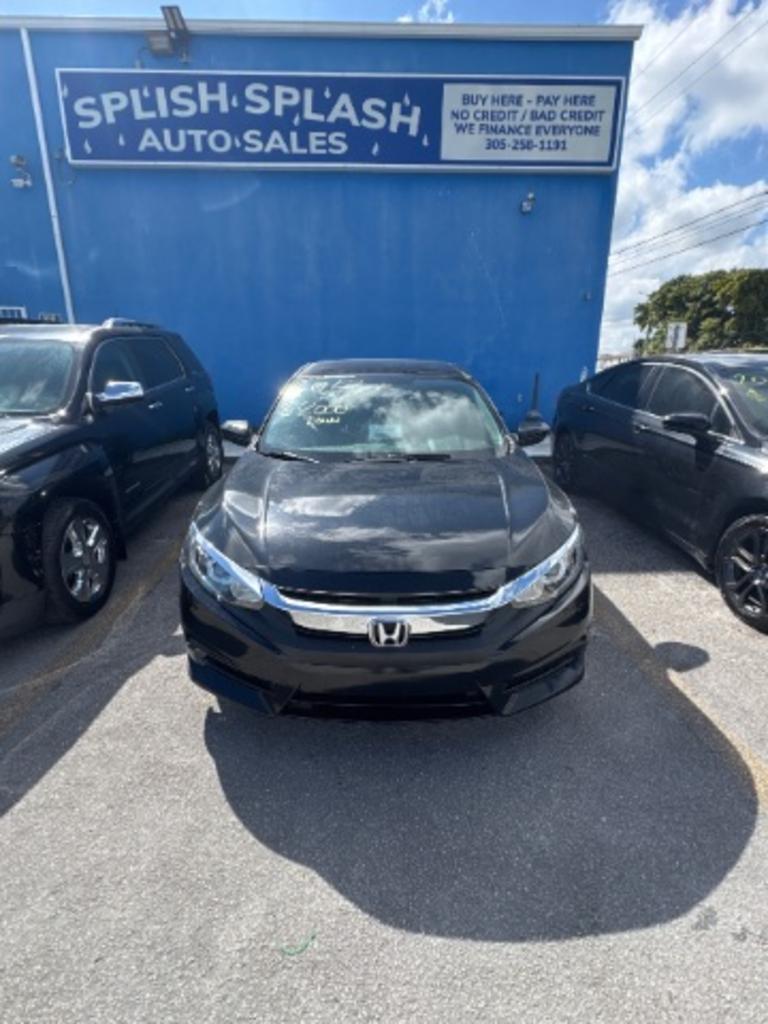 2017 Honda Civic LX's photo