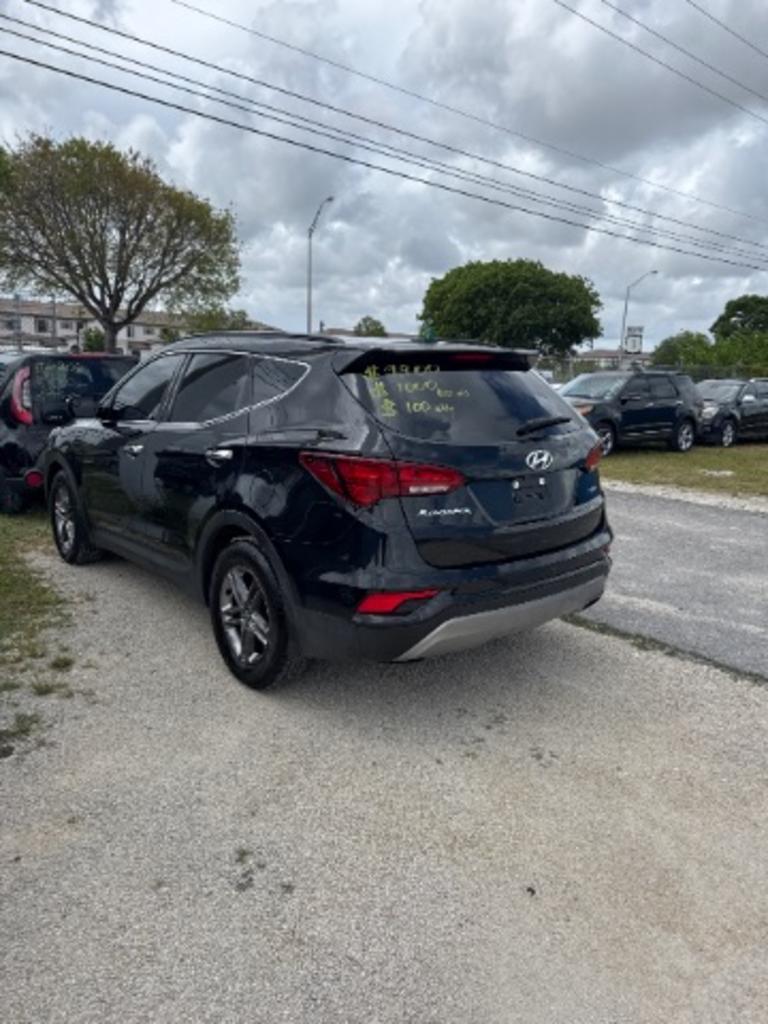 2018 Hyundai Santa Fe Sport's photo
