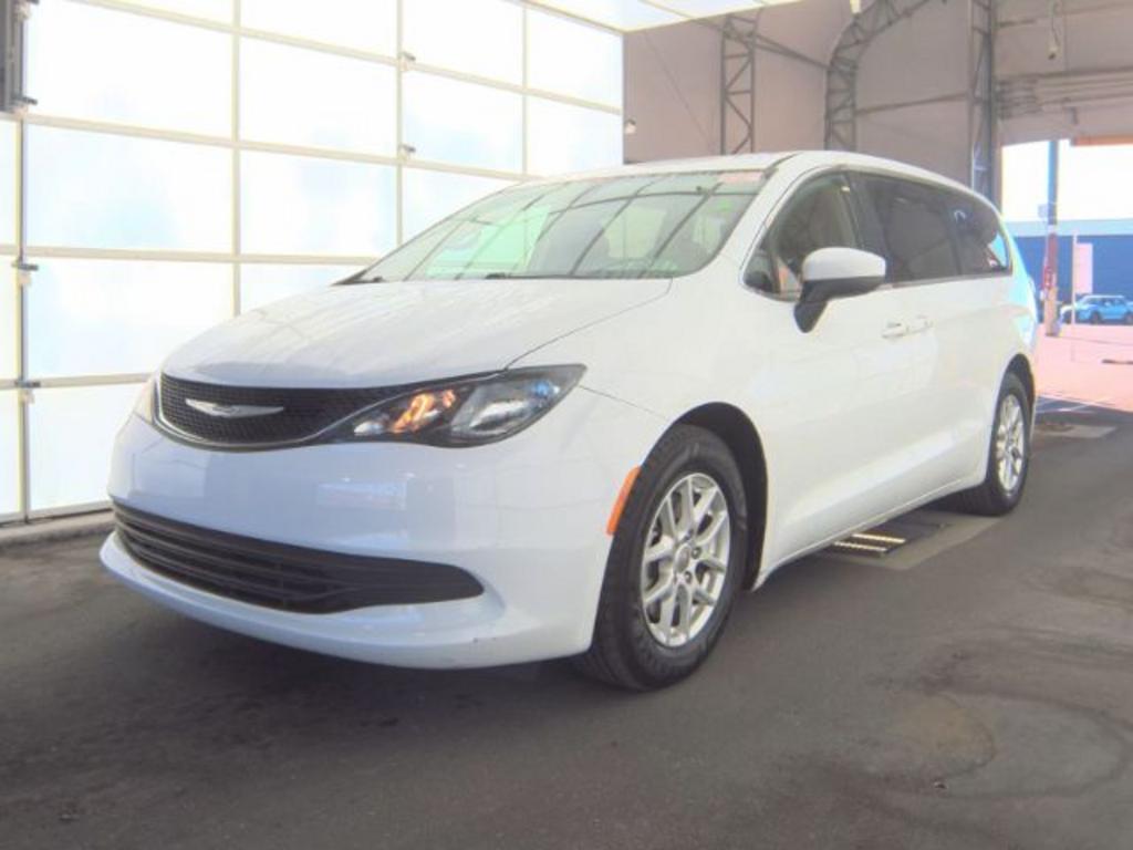 2017 Chrysler Pacifica Touring