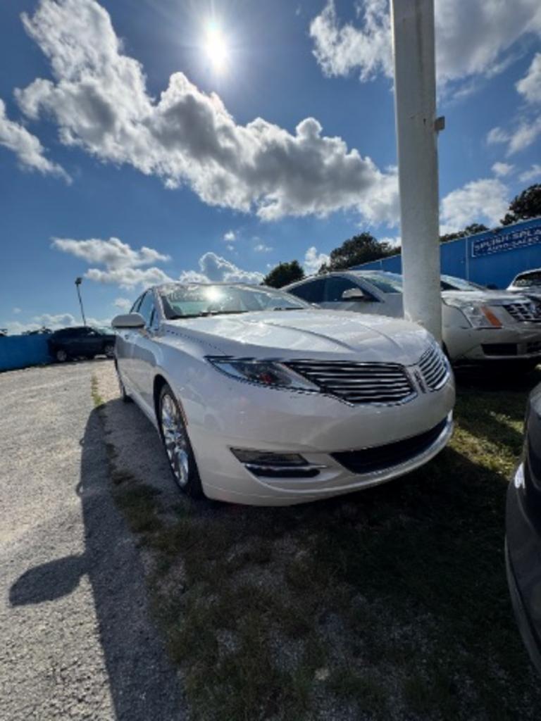 2016 Lincoln MKZ Base