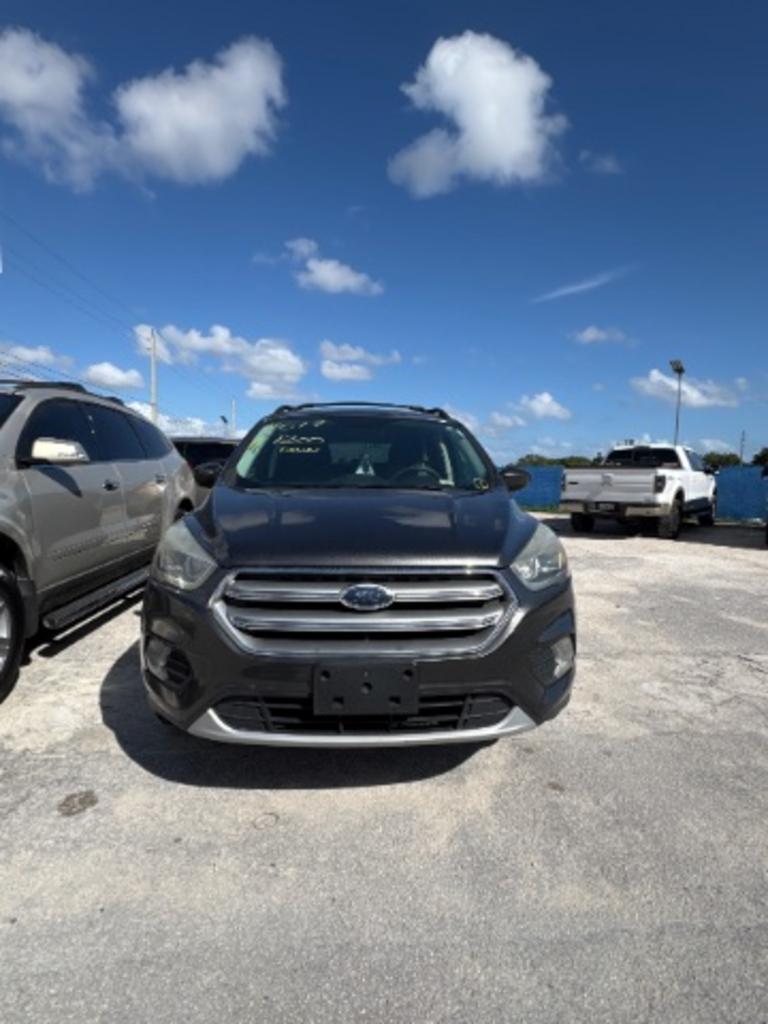 2017 Ford Escape Base's photo