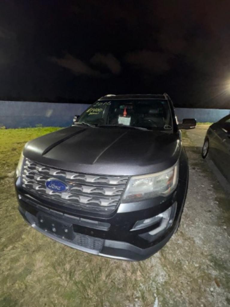 2016 Ford Explorer XLT's photo