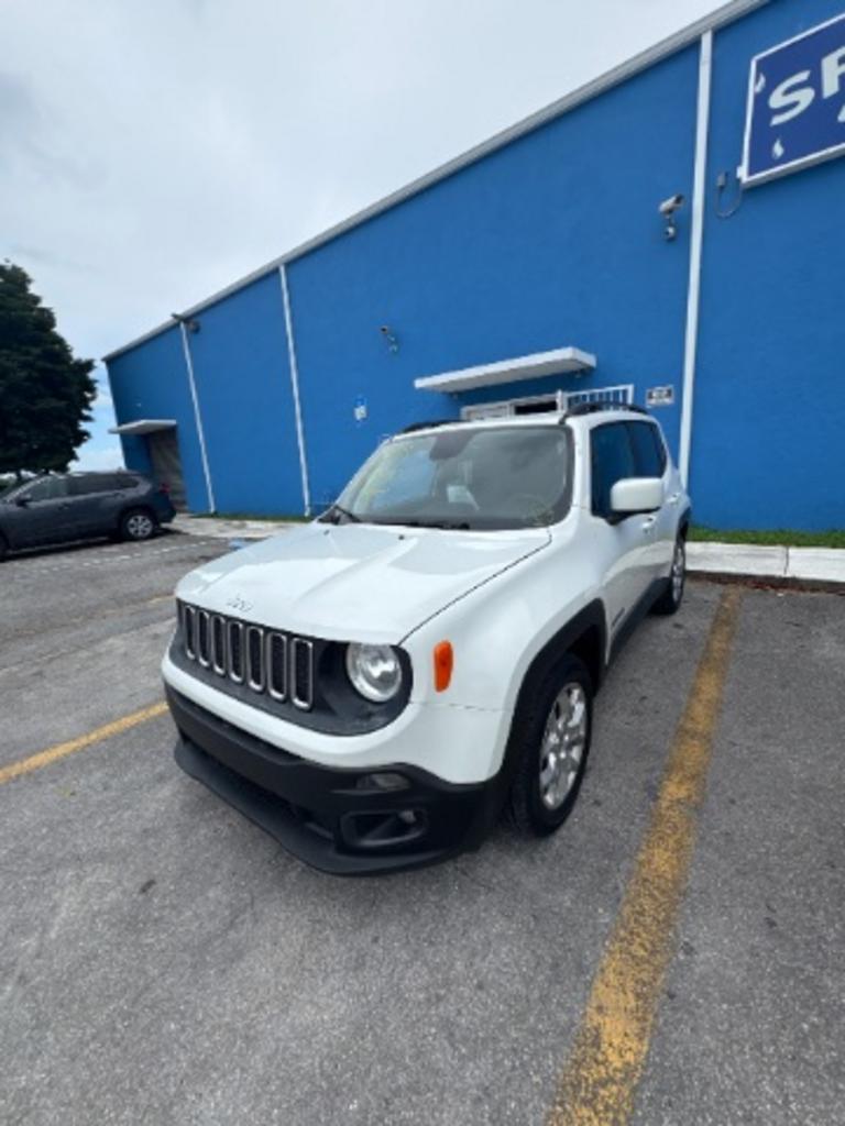 2018 Jeep Renegade Latitude FWD's photo