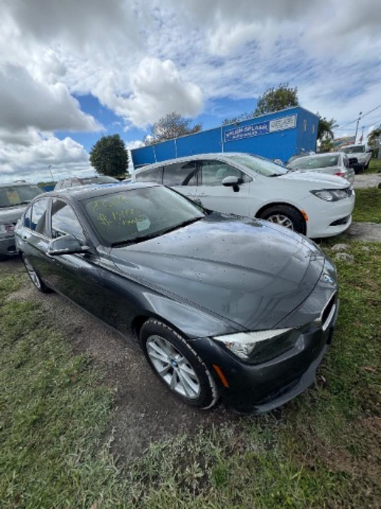2016 BMW 3 Series 320i